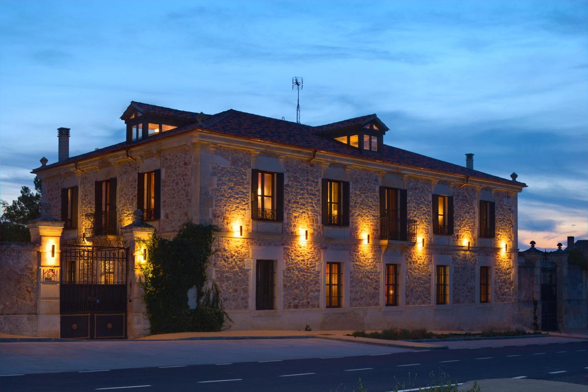 El Senorio De La Serrezuela Aldeanueva de la Serrezuela ภายนอก รูปภาพ